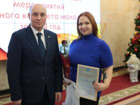 Глава Мирнинского района поблагодарил молодежных активистов и волонтеров алмазного края