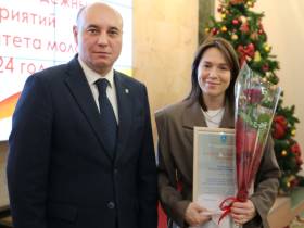 Глава Мирнинского района поблагодарил молодежных активистов и волонтеров алмазного края