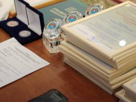 Глава Мирнинского района поблагодарил молодежных активистов и волонтеров алмазного края