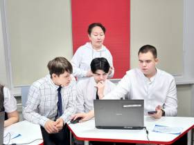 Школьники Мирнинского района получили первые профессии благодаря региональному проекту «Моя первая профессия»!