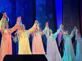 В Арылахе прошел первый благотворительный вечер в помощь солдатам СВО