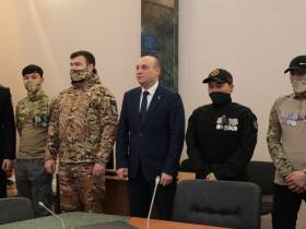 Полку граждан России прибыло