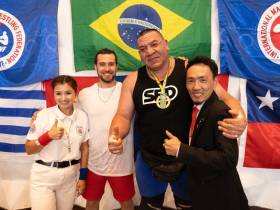 Мануэль Ангулу, Чили: Приглашаю всех друзей в Сантьяго!