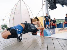 Яркое, динамичное, завораживающее представление якутских состязаний на ВЭФ