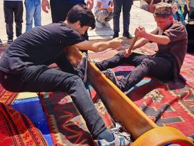 В Баку проведены соревнования по мас-рестлингу среди детей