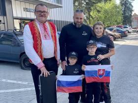 Братский турнир по мас-рестлингу в Брезно