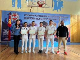 В десятый раз в Монголии проведен национальный чемпионат по мас-рестлингу