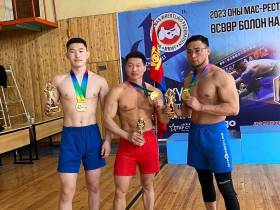 В десятый раз в Монголии проведен национальный чемпионат по мас-рестлингу