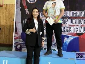 На помост мас-рестлинга вышла полиция Монголии!