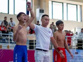 Подрастает достойная смена