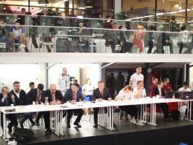 Абсолютные чемпионы мира благодарят "Железные дороги Якутии"