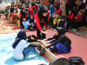 В Кабуле прошли соревнования по мас-рестлингу среди женщин