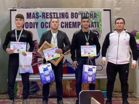 Чемпионат Долины по мас-рестлингу состоялся в Узбекистане