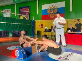 Калужский помост стал ареной битвы Ивана Галкина и Романа Калинина