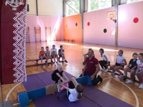 Презентация мас-рестлинга в детском спортивном лагере KidFitLand в Латвии