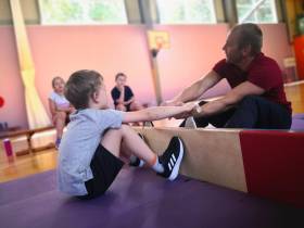 Презентация мас-рестлинга в детском спортивном лагере KidFitLand в Латвии