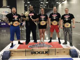 Эндрю Болингер, Канада: К счастью, у нас есть наше замечательное сообщество, поддержку которого я чувствую, поэтому мы точно выживем