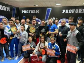 В Узбекистане мас-рестлеры подвели итоги года