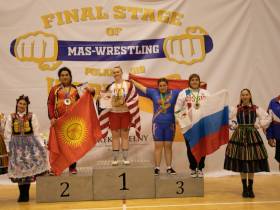 Золото второго дня разлетелось в разные страны. Россия, Армения, Кыргызстан, Венгрия, США ждут своих триумфаторов.