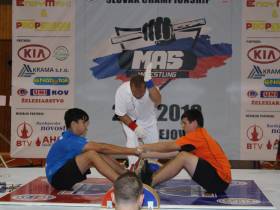 В словацком Бардейове состоялся первый чемпионат страны по мас-рестлингу