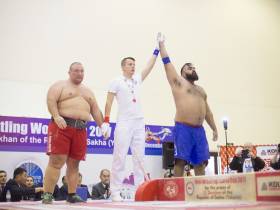 Мас-рестлинг соединяет сердца