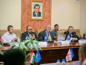 Семья мас-рестлинга пополнилась: в МФМ 38 стран.