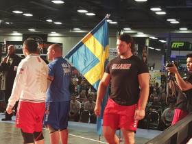 Сенсационная смена мирового лидера в мас-рестлинге