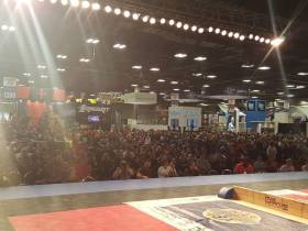 Сенсационная смена мирового лидера в мас-рестлинге