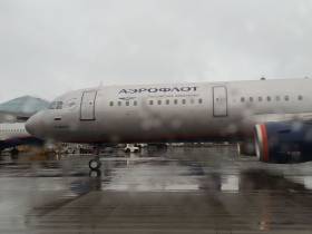 80 кг наградной атрибутики чемпионата мира привезли в Чолпон-Ату. Фото